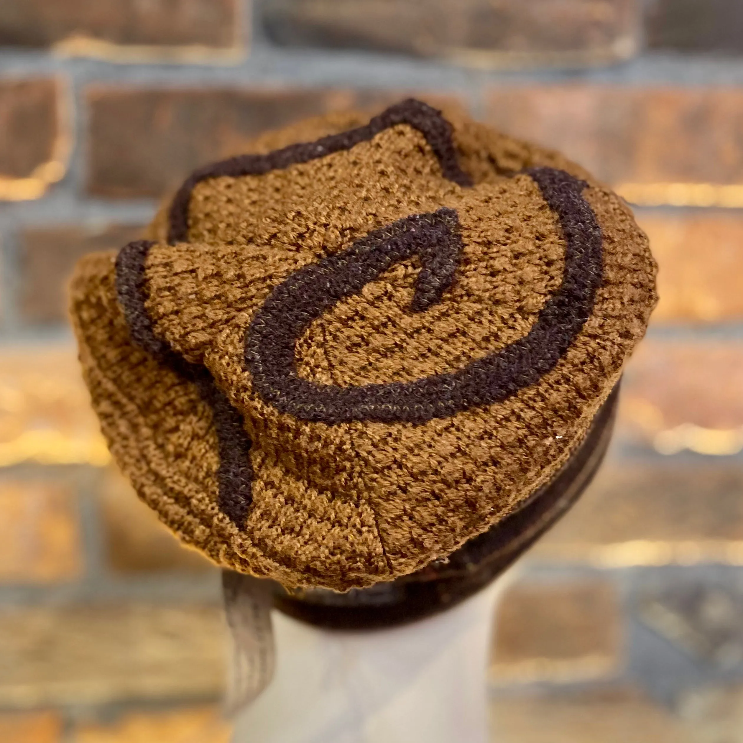 Sweater Heads: Spiral