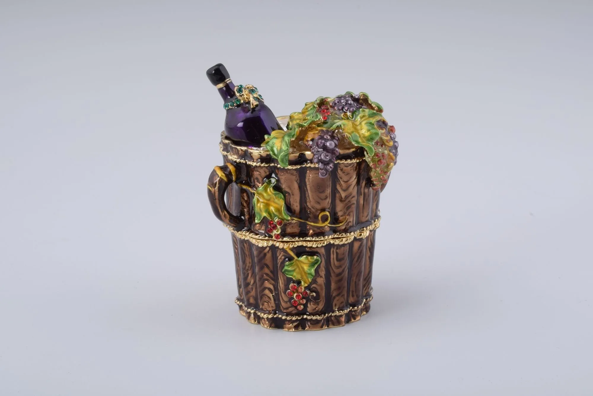 Wine and Graps Bucket